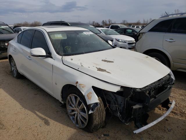 Infiniti Q50 base (2015)
