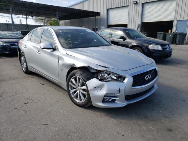 Infiniti Q50 base (2015)