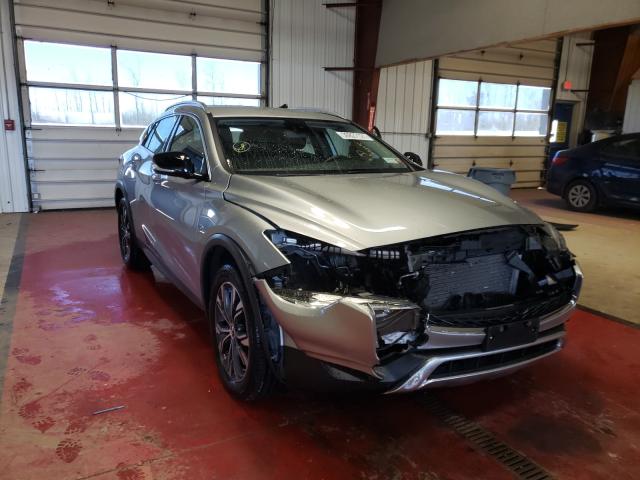 Infiniti Qx30 pure (2018)