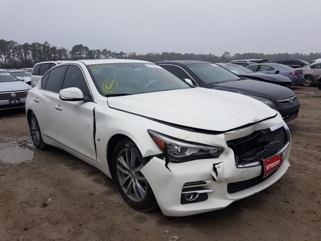Infiniti Q50 base (2014)