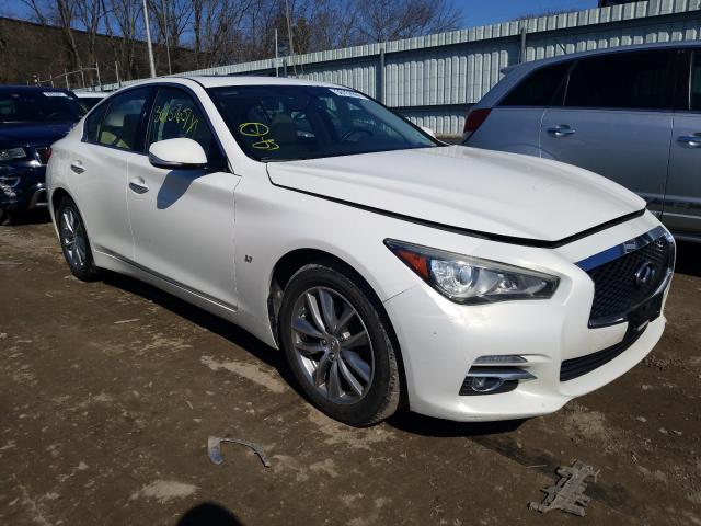 Infiniti Q50 base (2014)