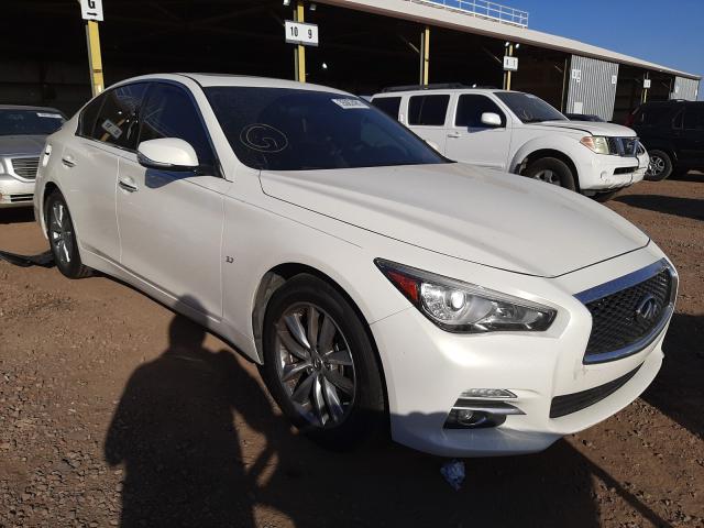 Infiniti Q50 base (2015)