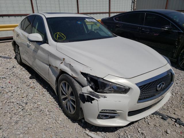 Infiniti Q50 base (2015)