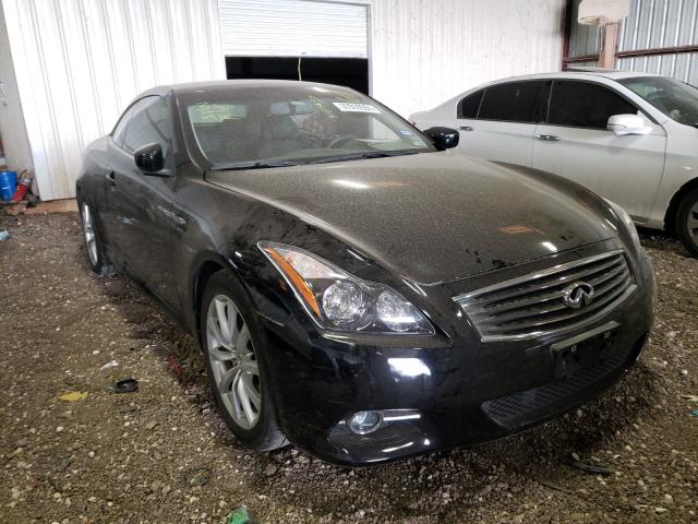 Infiniti Q60 base (2015)