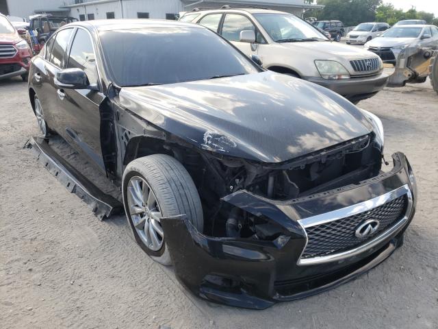 Infiniti Q50 base (2016)