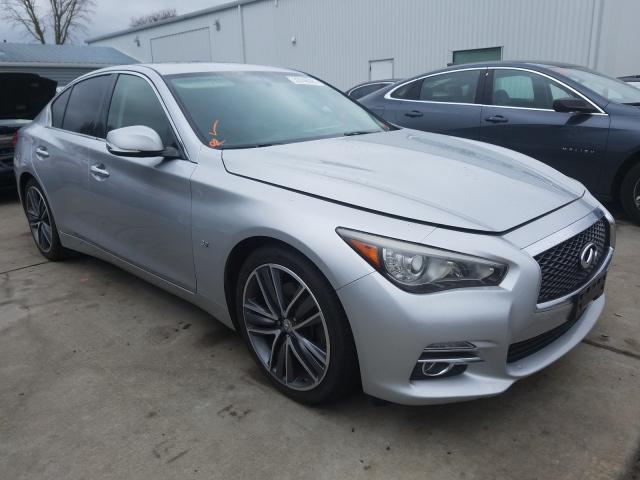 Infiniti Q50 base (2015)