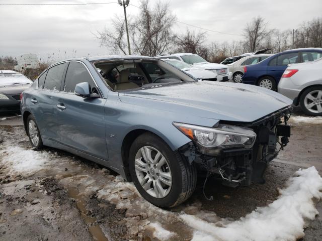 Infiniti Q50 base (2015)