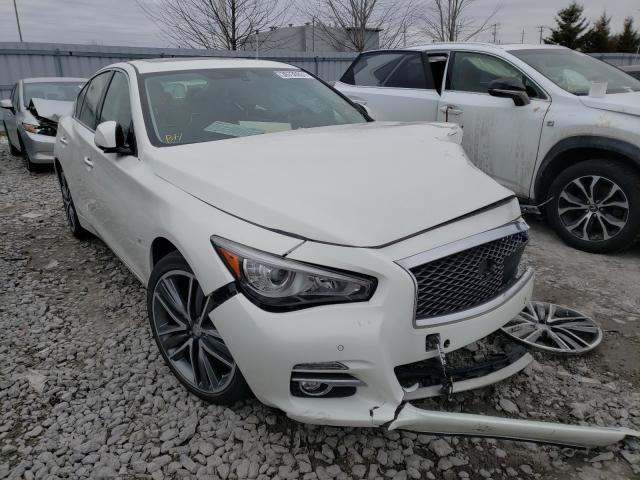 Infiniti Q50 base (2015)
