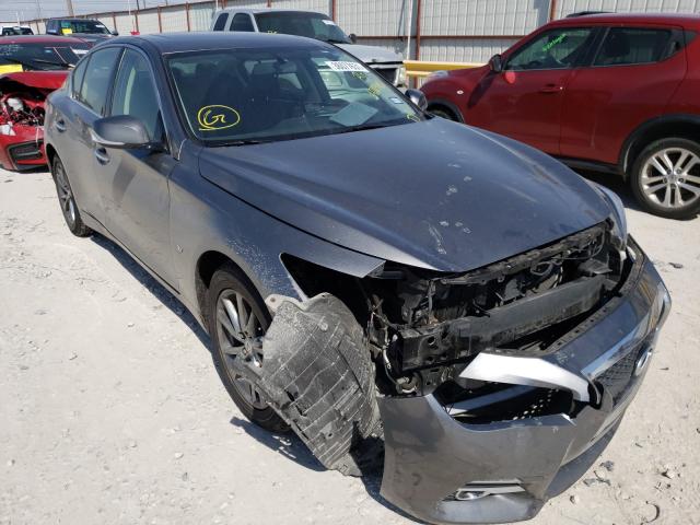 Infiniti Q50 base (2015)