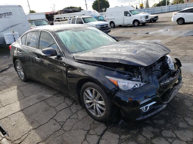 Infiniti Q50 base (2016)