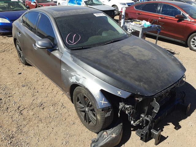 Infiniti Q50 base (2015)