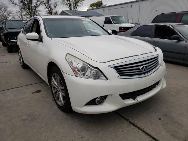 Infiniti G25 base (2011)
