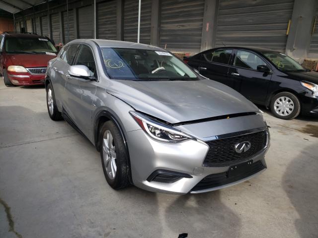 Infiniti Qx30 base (2017)
