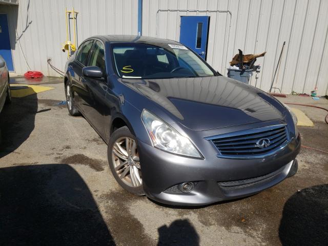 Infiniti G25 base (2012)