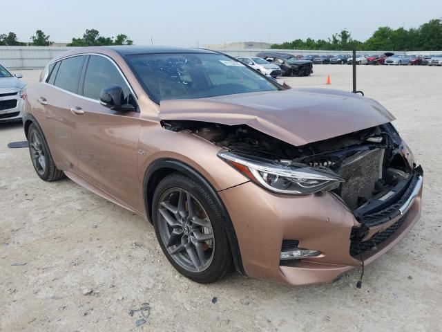 Infiniti Qx30 base (2017)