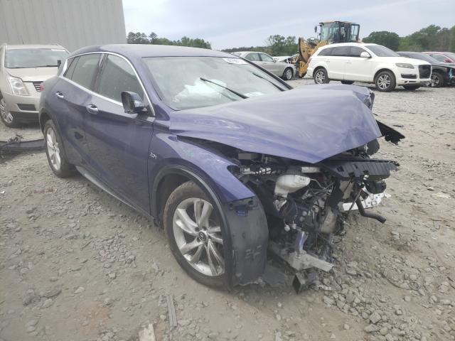 Infiniti Qx30 base (2017)