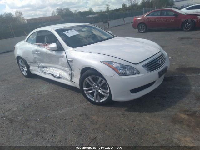 Infiniti G37 convertible (2010)