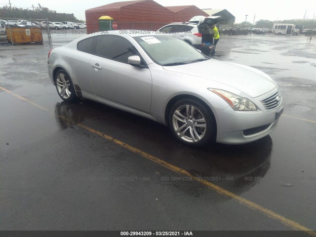 Infiniti G37 coupe (2010)