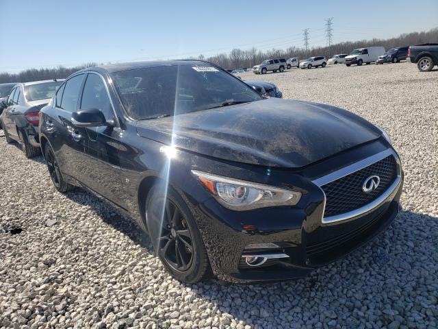 Infiniti Q50 base (2015)