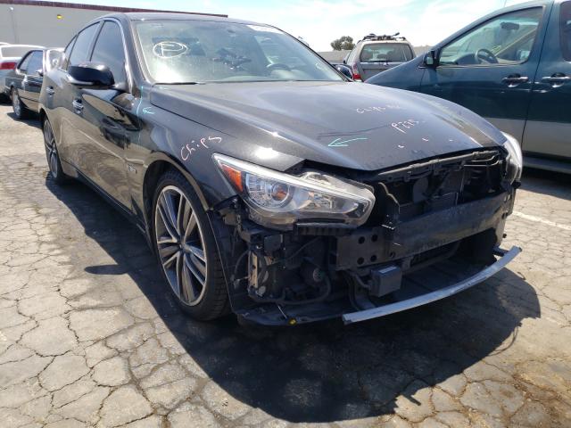Infiniti Q50 hybrid (2017)
