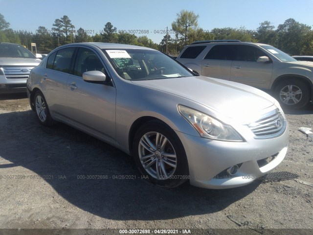 Infiniti G37 sedan (2013)