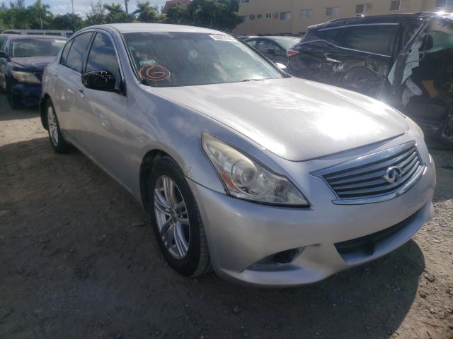 Infiniti G37 base (2013)