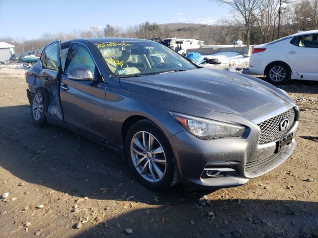 Infiniti Q50 base (2015)