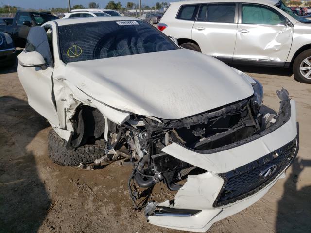 Infiniti Q60 base (2017)