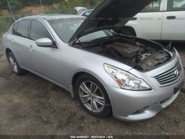 Infiniti G37 sedan (2013)