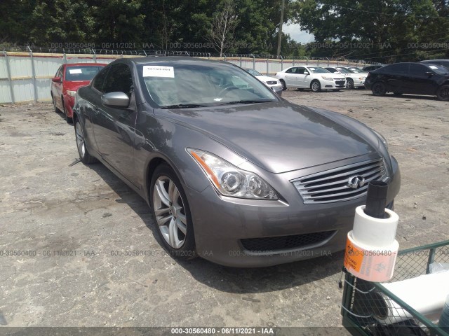 Infiniti G37 coupe (2010)