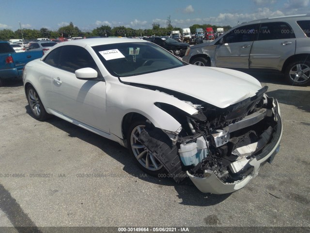 Infiniti G37 convertible (2011)