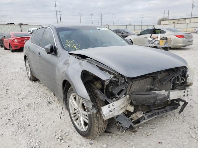 Infiniti G25 base (2012)