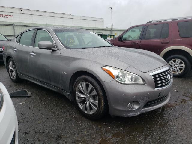 Infiniti M35h (2012)