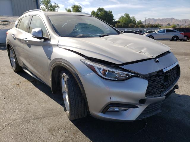Infiniti Qx30 base (2018)