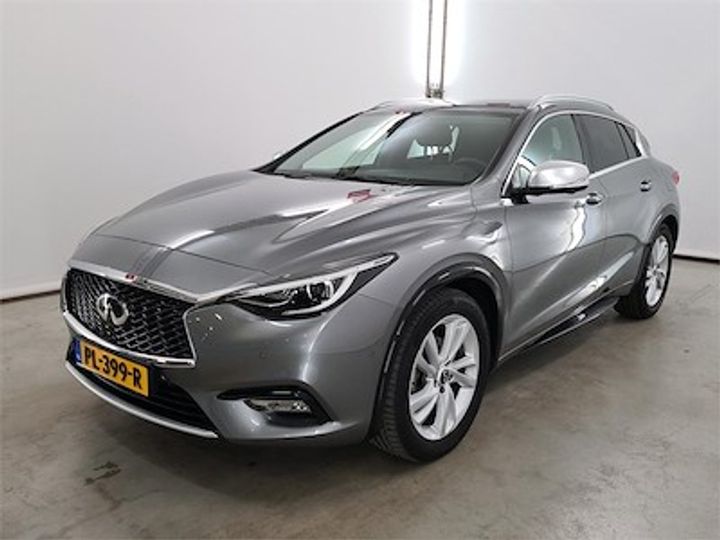 Infiniti Q30 (2017)
