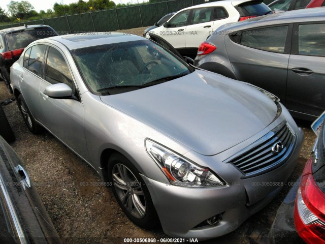 Infiniti G37 sedan (2013)