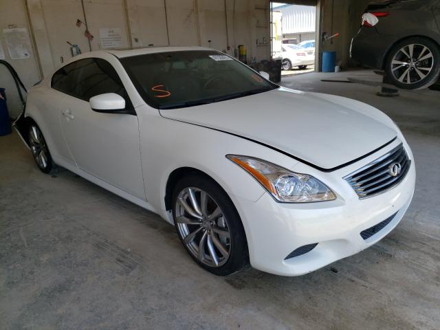 Infiniti G37 base (2010)