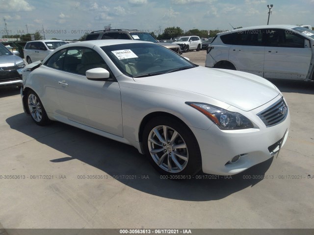Infiniti G37 convertible (2013)