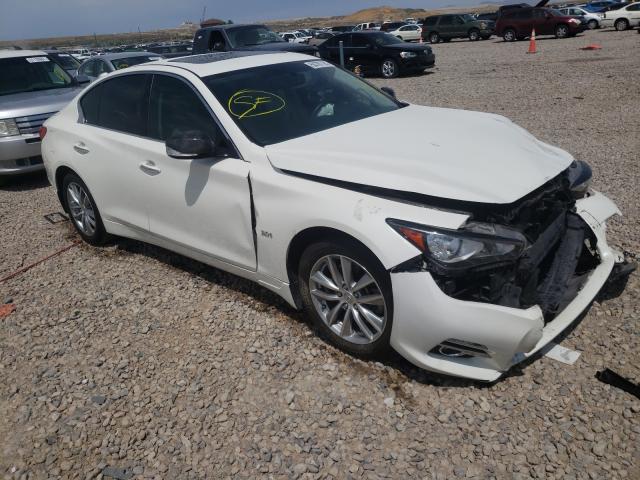 Infiniti Q50 premiu (2017)