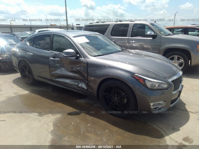 Infiniti Q70 (2016)