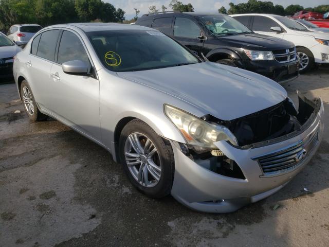 Infiniti G25 base (2011)