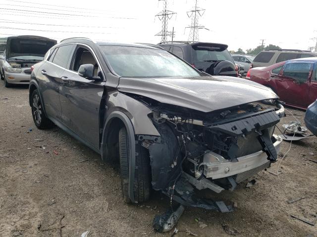 Infiniti Qx30 base (2017)