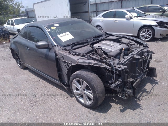 Infiniti G37 convertible (2011)