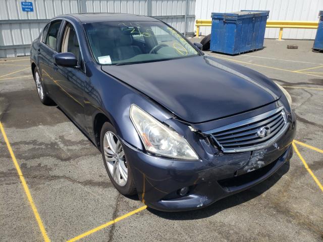 Infiniti G25 base (2011)
