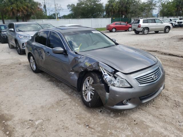 Infiniti G37 base (2013)