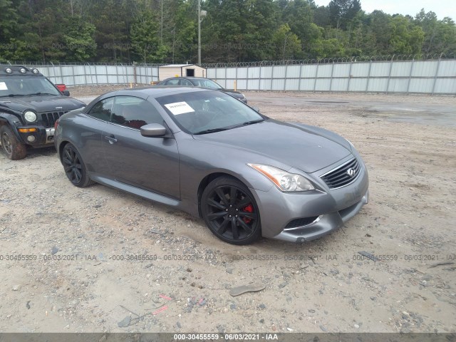 Infiniti G37 convertible (2010)