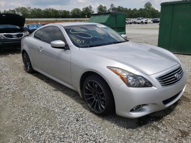 Infiniti G37 journe (2013)