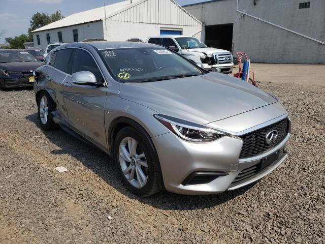 Infiniti Qx30 base (2017)