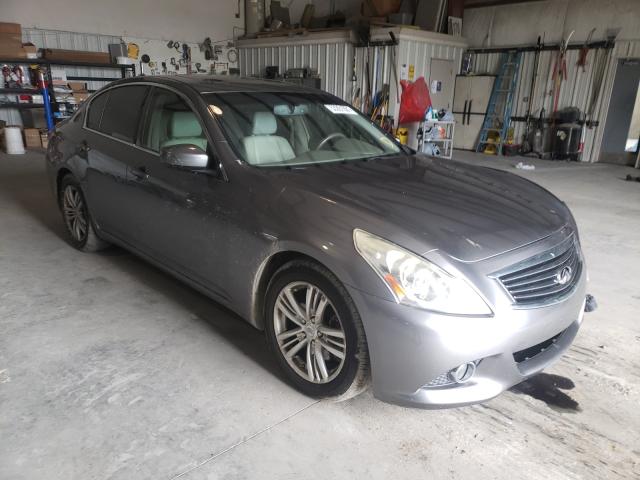 Infiniti G37 base (2013)