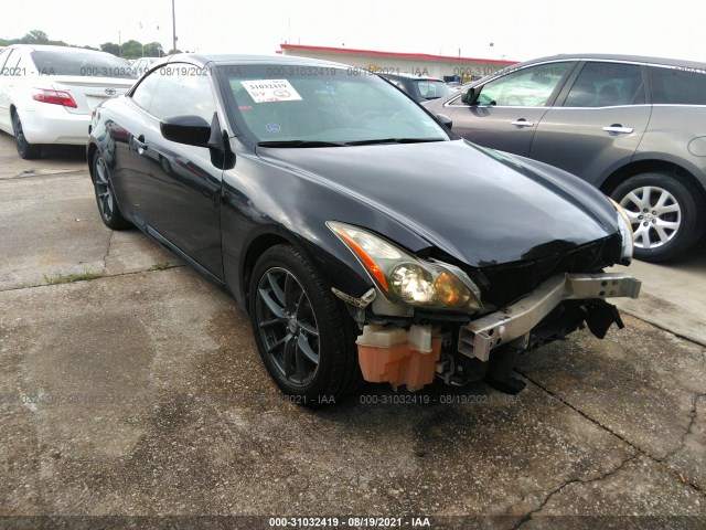 Infiniti G37 convertible (2011)